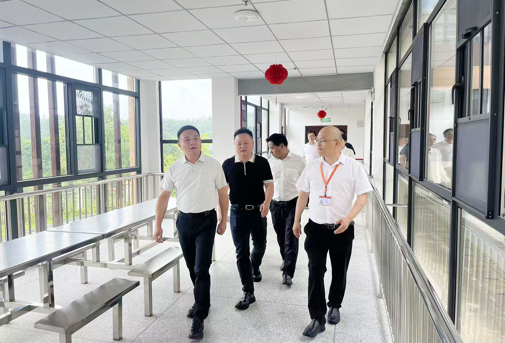 副县长涂亚鹏带队督导高桥康乃馨颐养园安全生产 为老服务提质增效获认可 