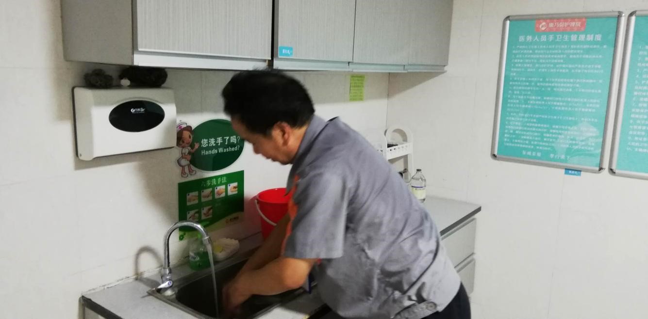 以爱筑家| 用“心”做事的谭师傅(图2)